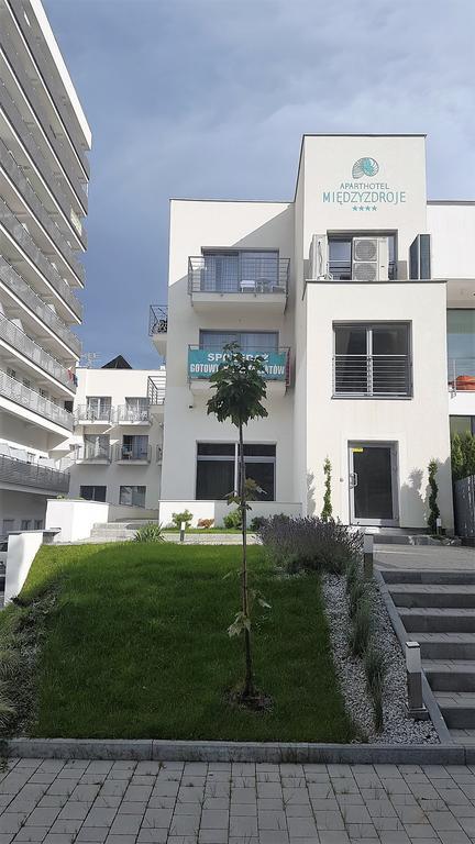 Apartament Magnolia Przy Morzu Miedzyzdroje Extérieur photo